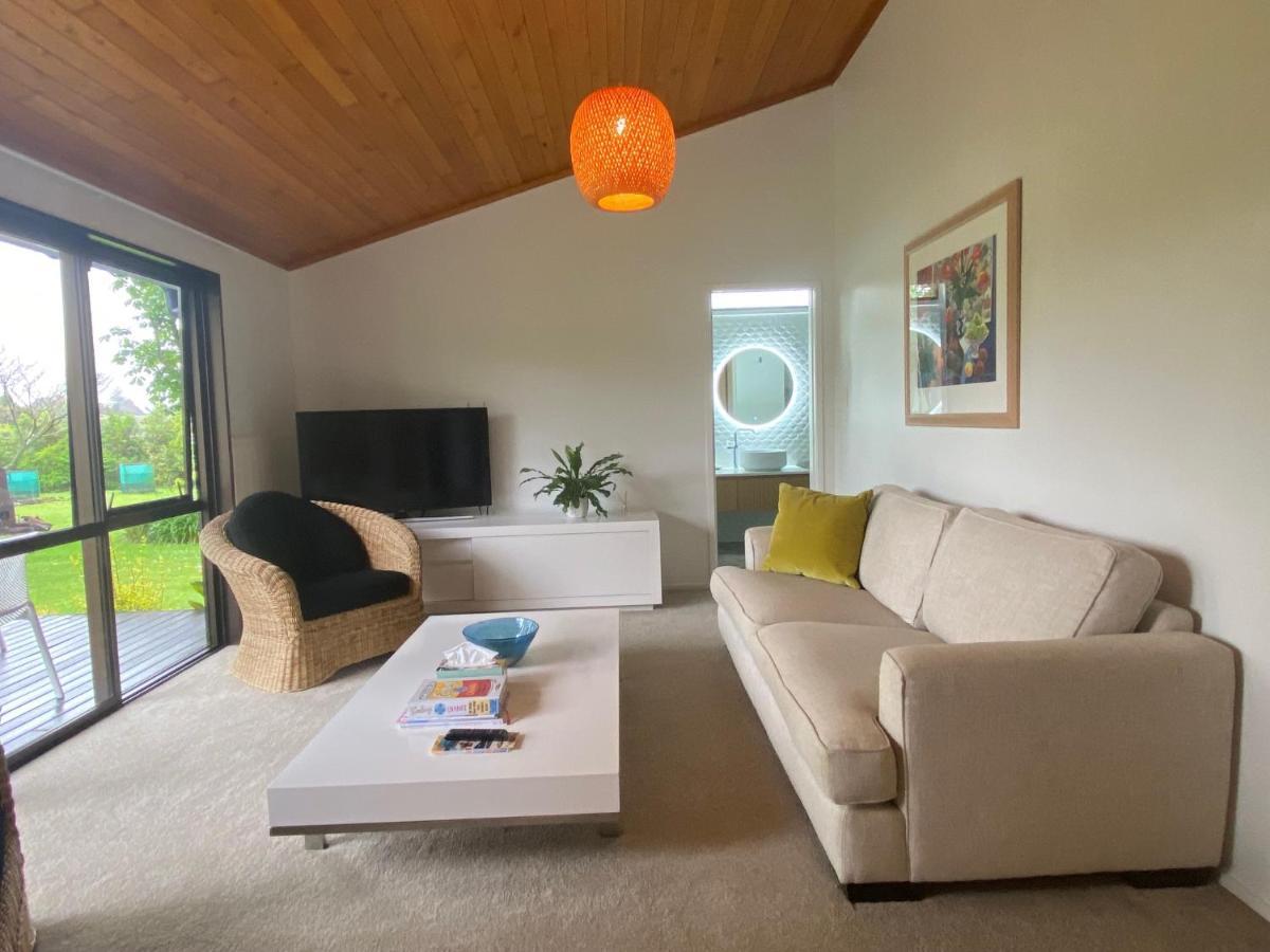 Beluga - Self Contained Accomodation Керикери Екстериор снимка